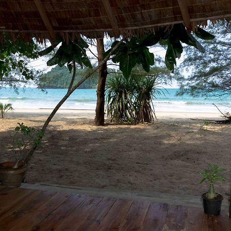 Hotel Tawan Bar And Bungalow Ko Phra Thong Exteriér fotografie