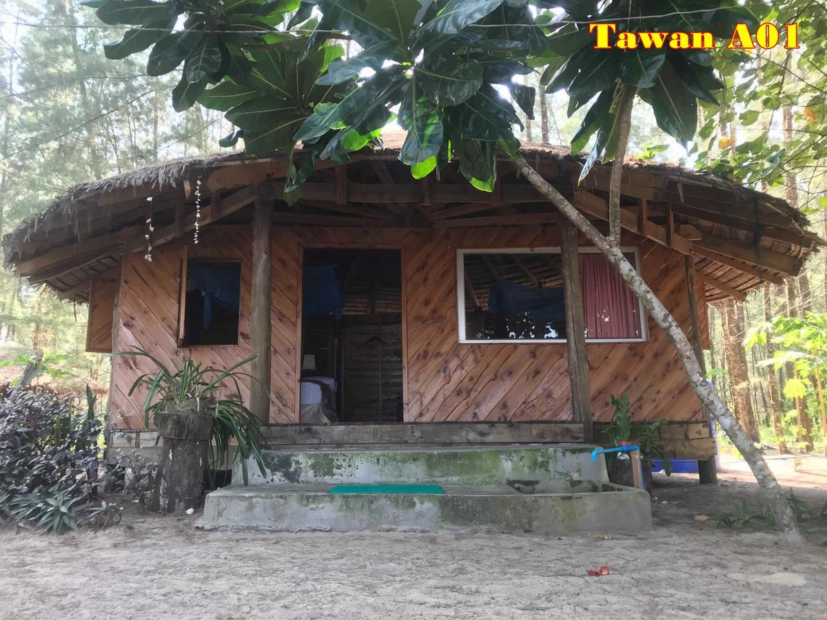 Hotel Tawan Bar And Bungalow Ko Phra Thong Exteriér fotografie