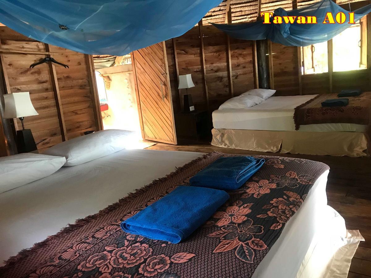 Hotel Tawan Bar And Bungalow Ko Phra Thong Exteriér fotografie
